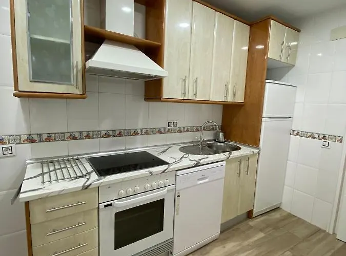 Casa Con Jardin Gatos 펜션 라스 나바스 델 마르케스