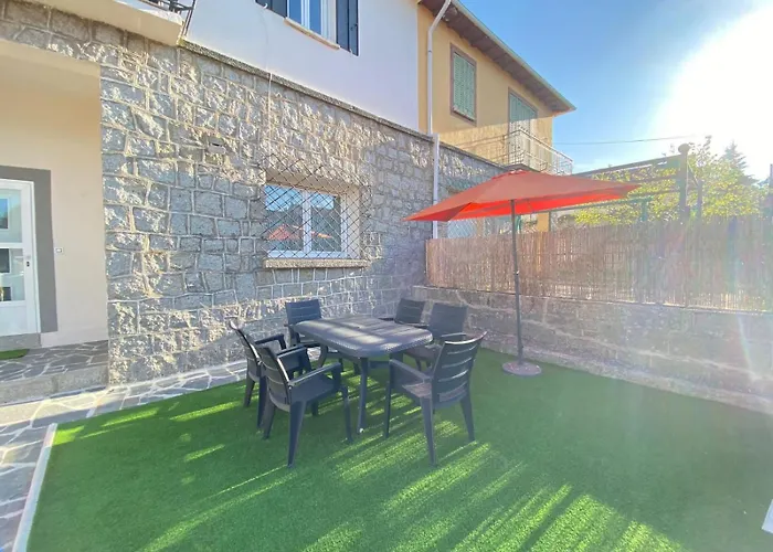 Casa Con Jardin Gatos 펜션 라스 나바스 델 마르케스